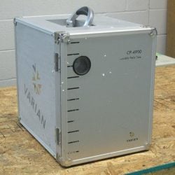 Varian CP-4900 Micro Gas Chromatograph with Portable Field Case