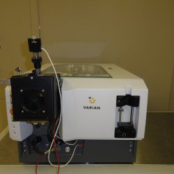 Varian 325-MS TQ Mass Spectrometer