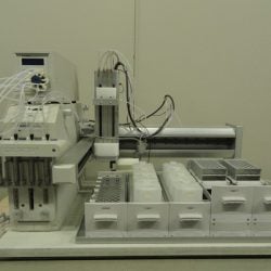 Gilson 215 SPE system NEBULA series with Gilson VALVEMATE Valve Actuator