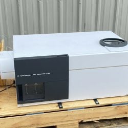 Low-use, In original crate Agilent 6550 iFunnel Q-TOF LC/MS, G6550AA/G6550A